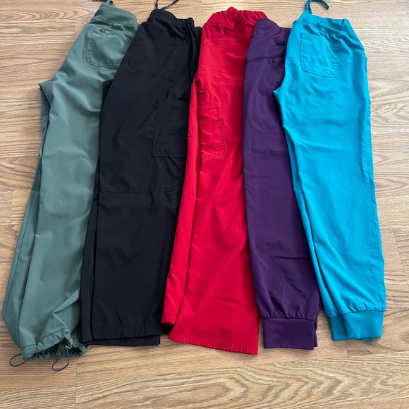 Lot of 5 brand name scrub pants size small - Picture 1 of 1